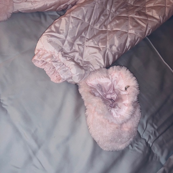 6-9 month snowsuit jumper - Picture 2 of 3